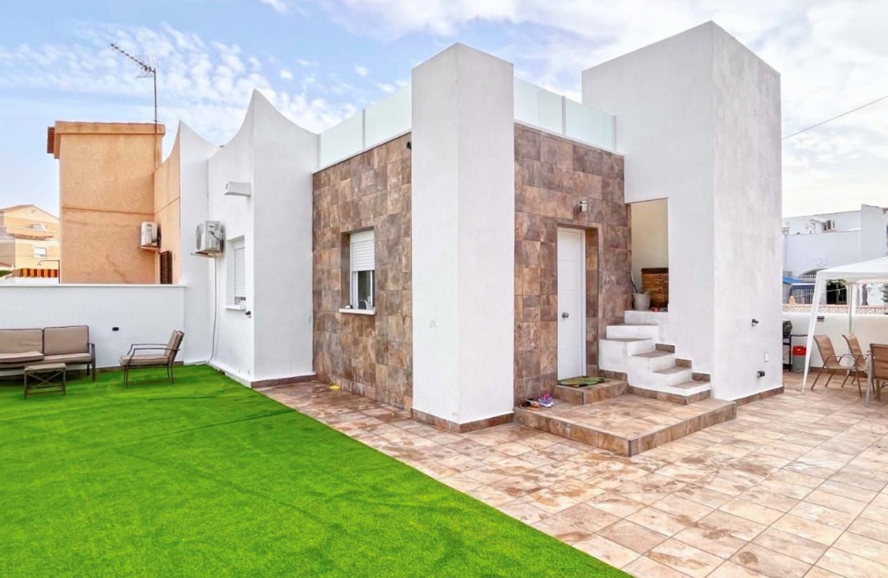 Reventa - Chalet Independiente - Orihuela Costa