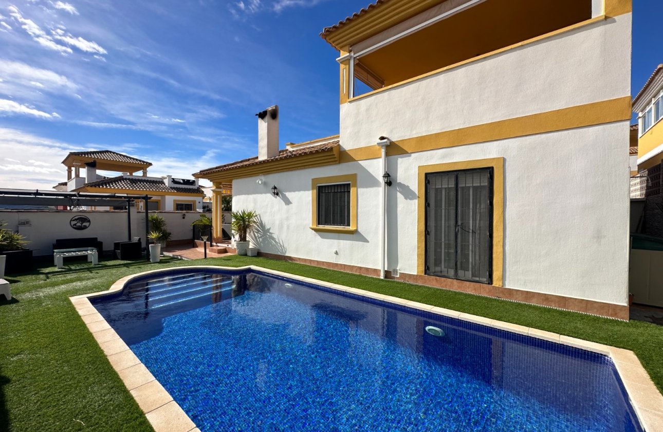 Reventa - Chalet Independiente - Orihuela - Vistabella Golf