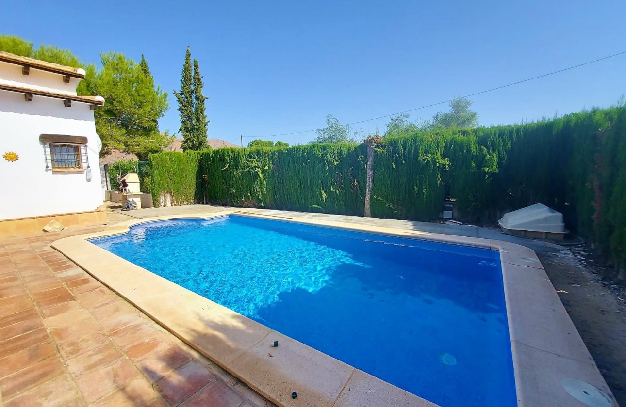 Reventa - Chalet Independiente - Orihuela