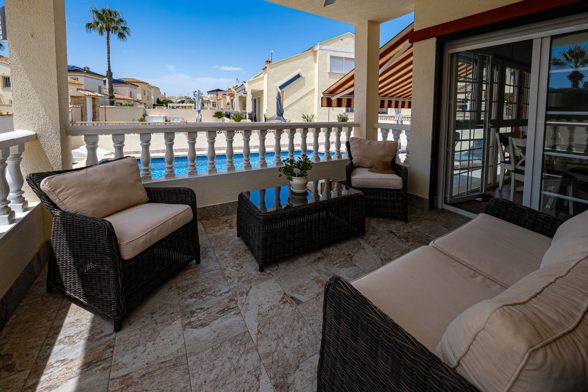 Reventa - Chalet Independiente - Playa Flamenca - Montilla