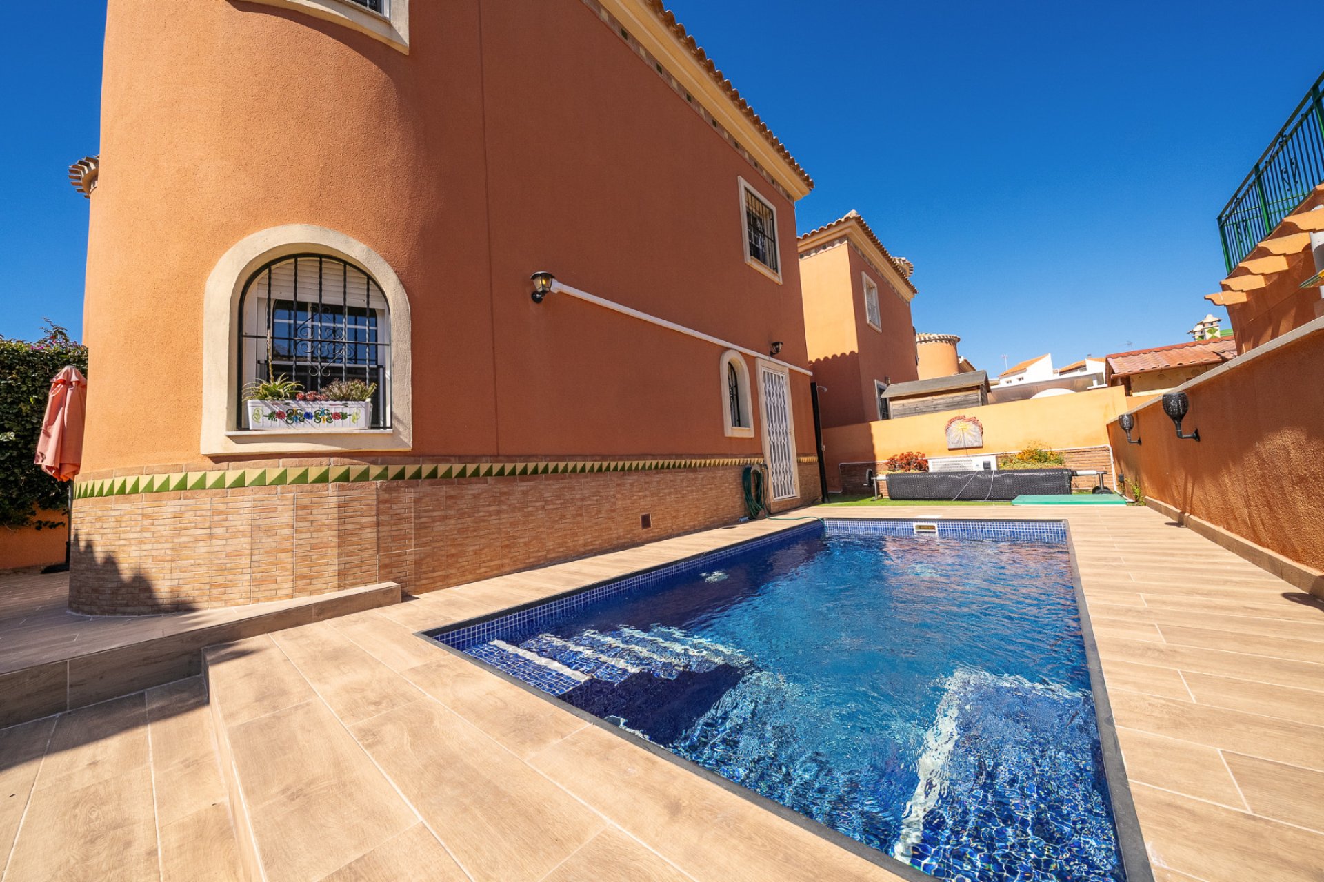 Reventa - Chalet Independiente - Playa Flamenca - Sportcentre