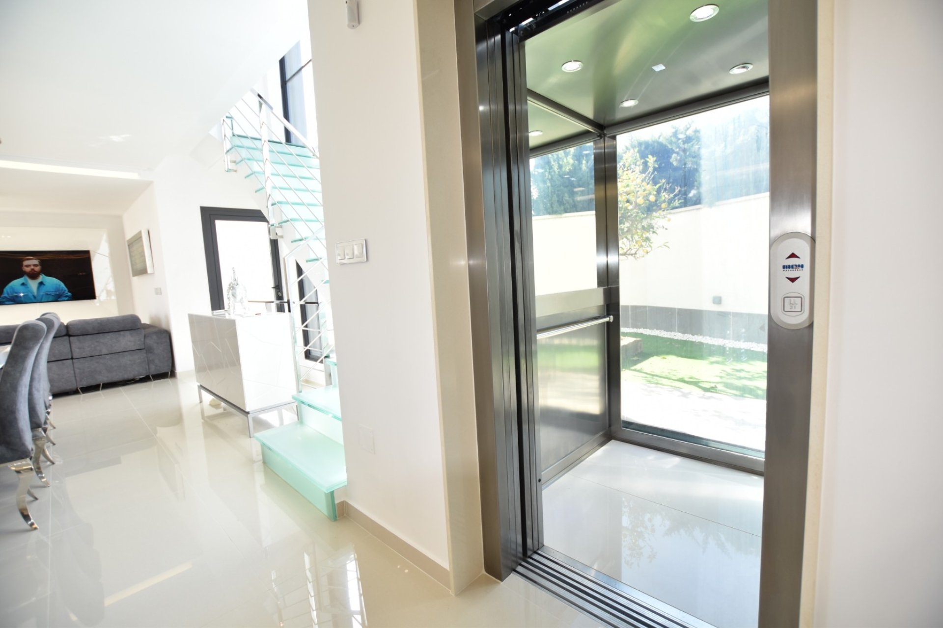 Reventa - Chalet Independiente - San Miguel de Salinas