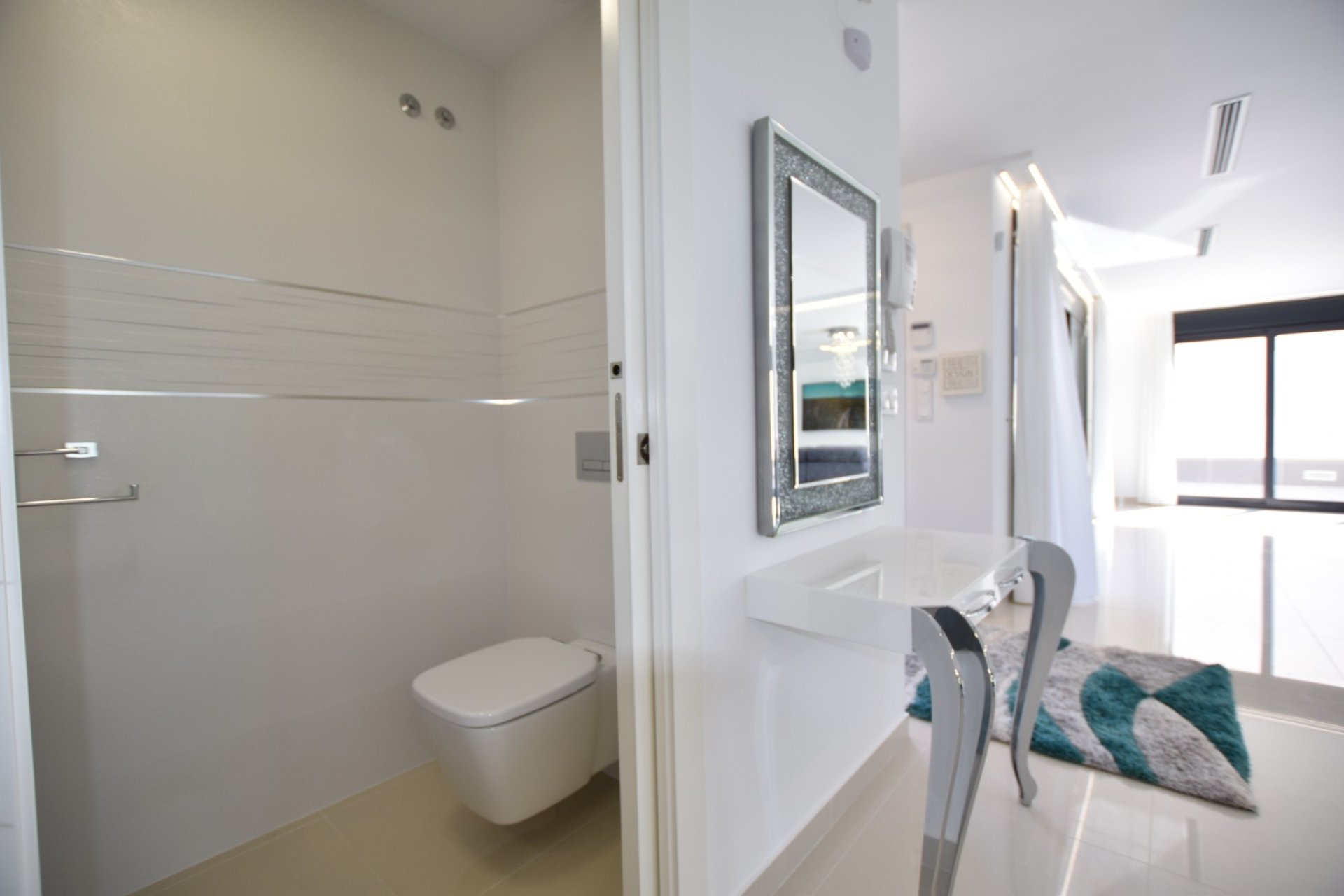 Reventa - Chalet Independiente - San Miguel de Salinas