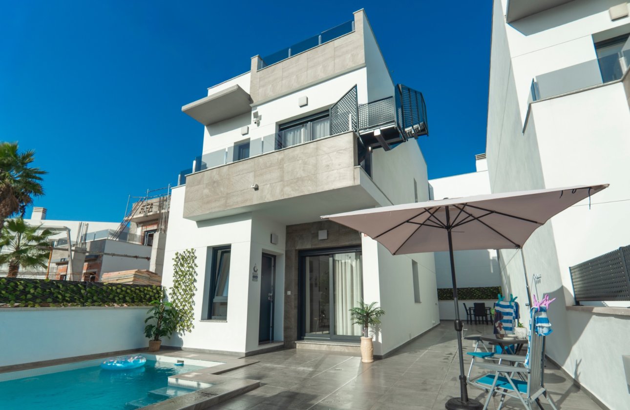 Reventa - Chalet Independiente - Torrevieja - La Florida