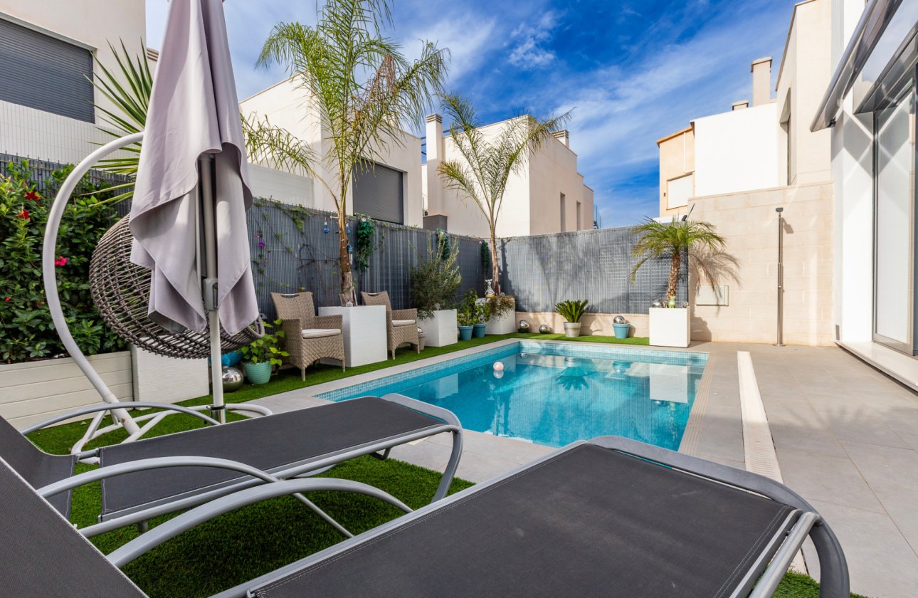 Reventa - Chalet Independiente - Villamartin - Pau 26