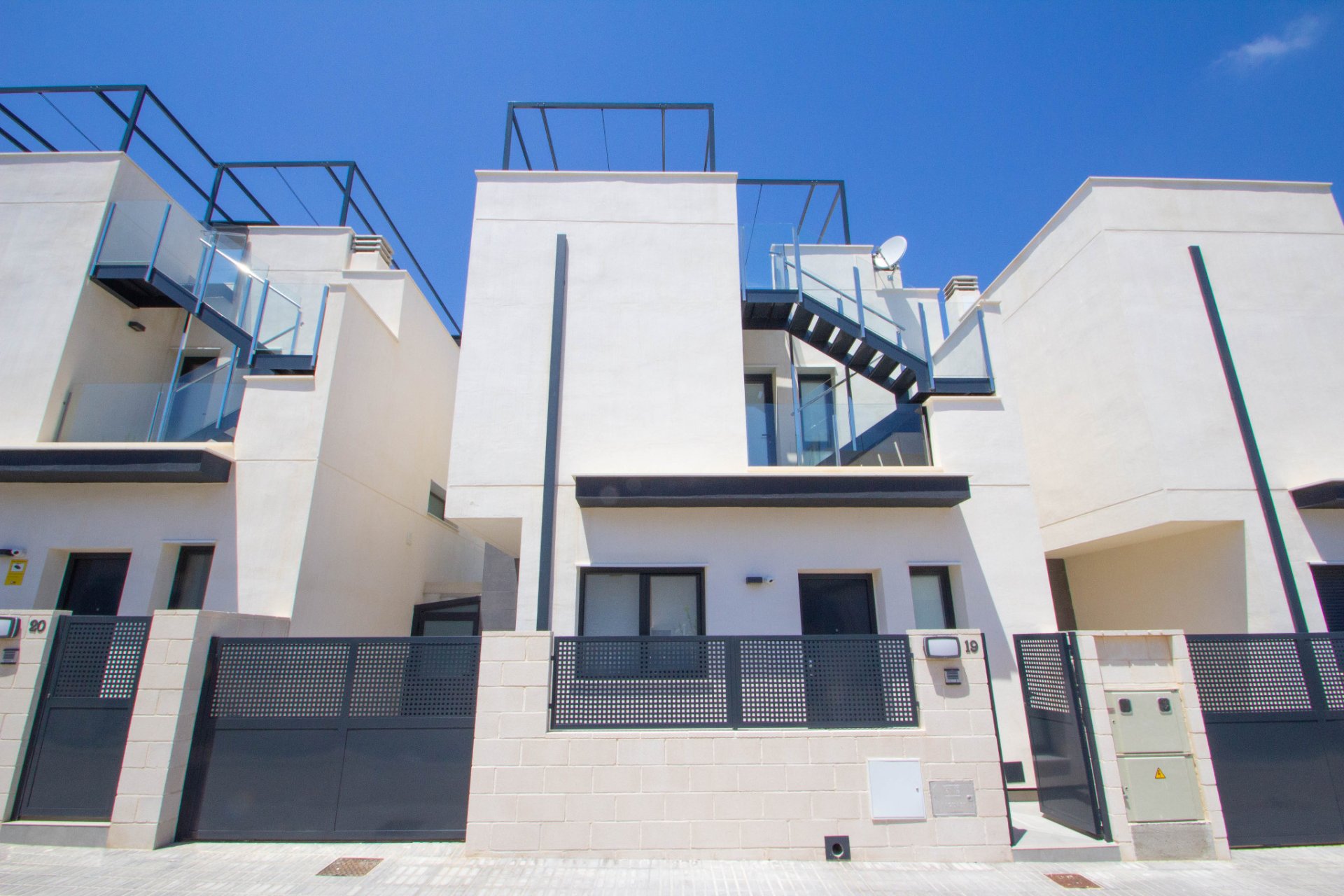 Reventa - Chalet Independiente - Villamartin - Pau 26