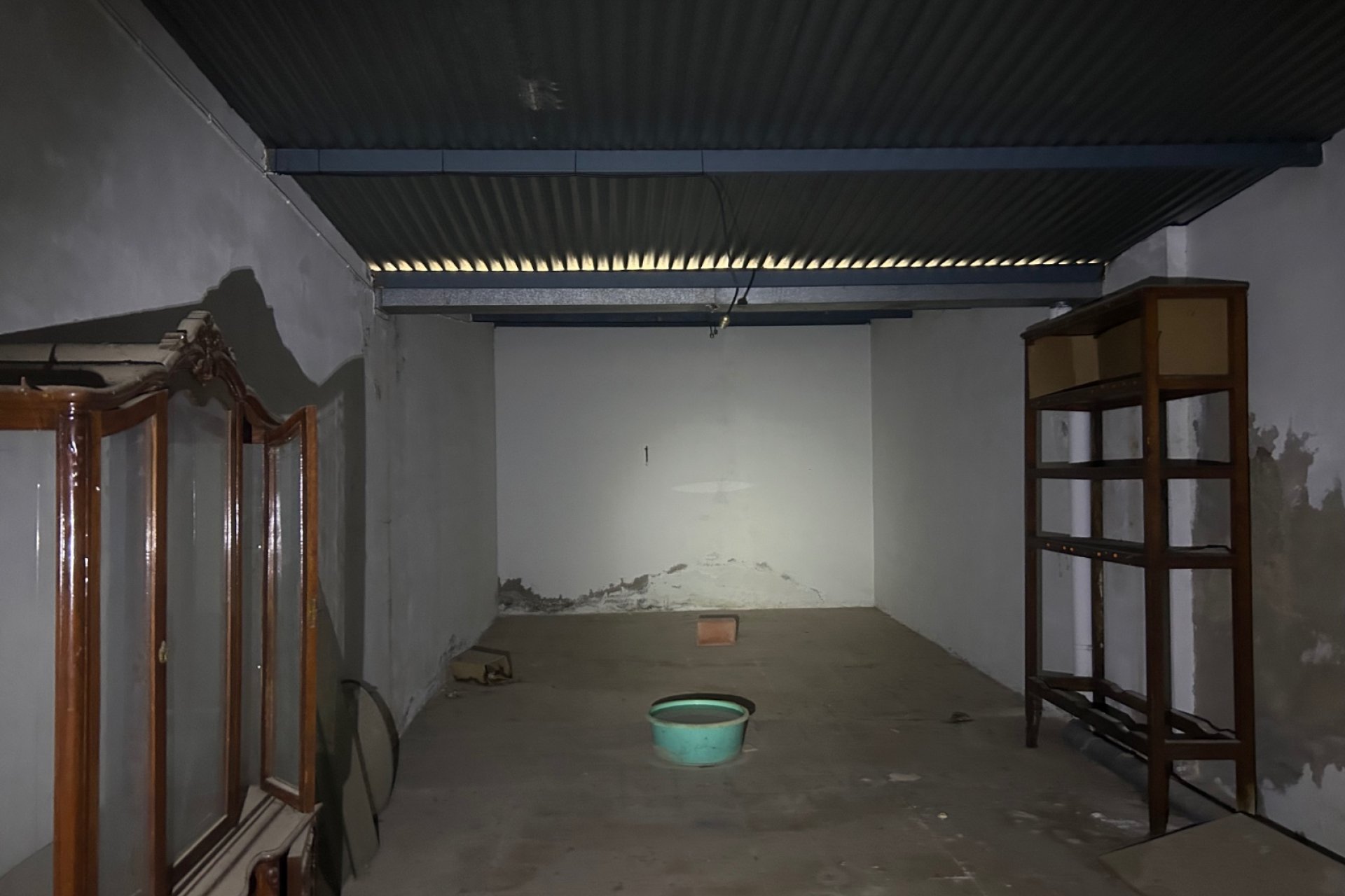 Reventa - Commercial (6) - Jacarilla