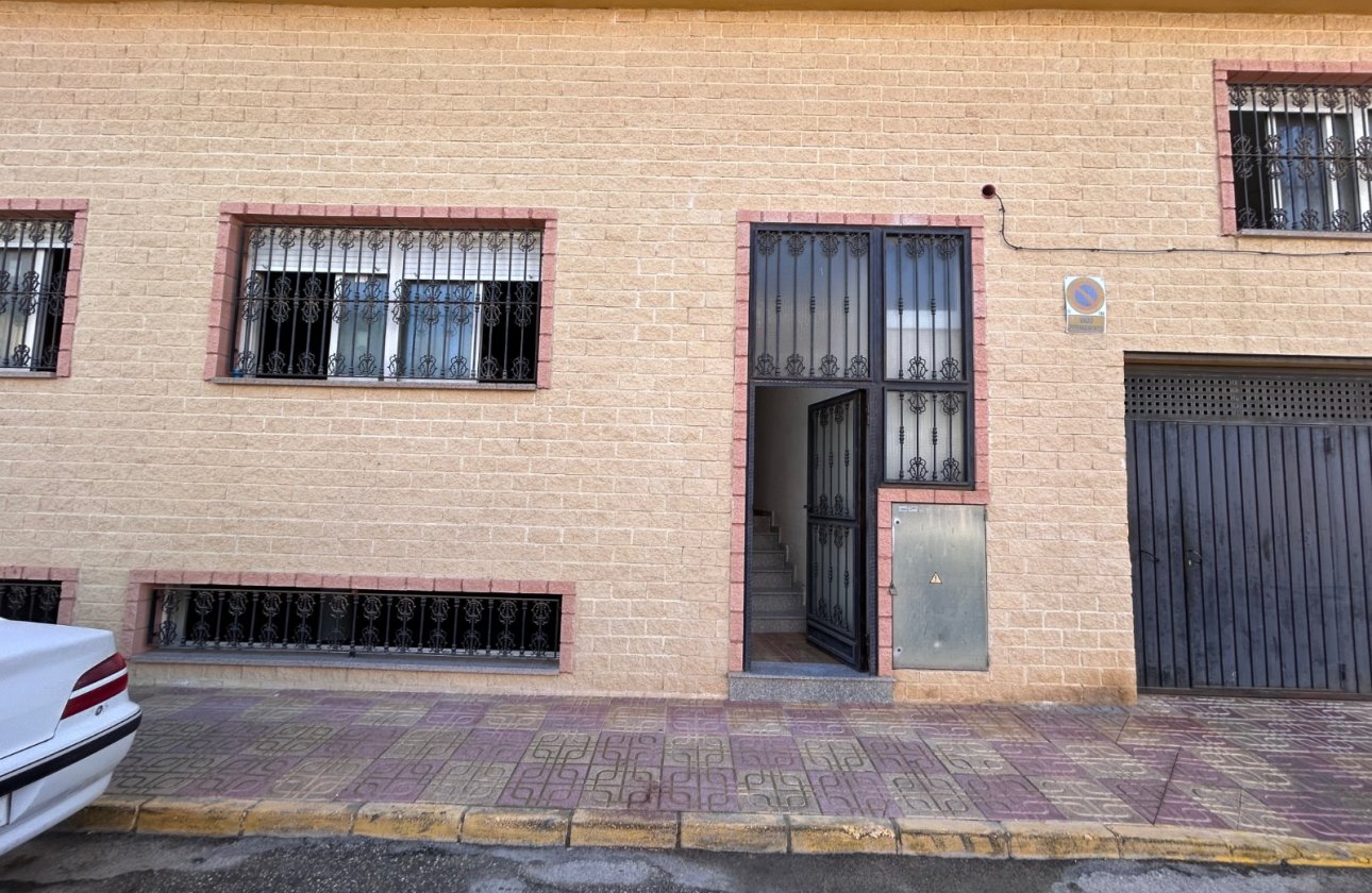 Reventa - Commercial (6) - Jacarilla