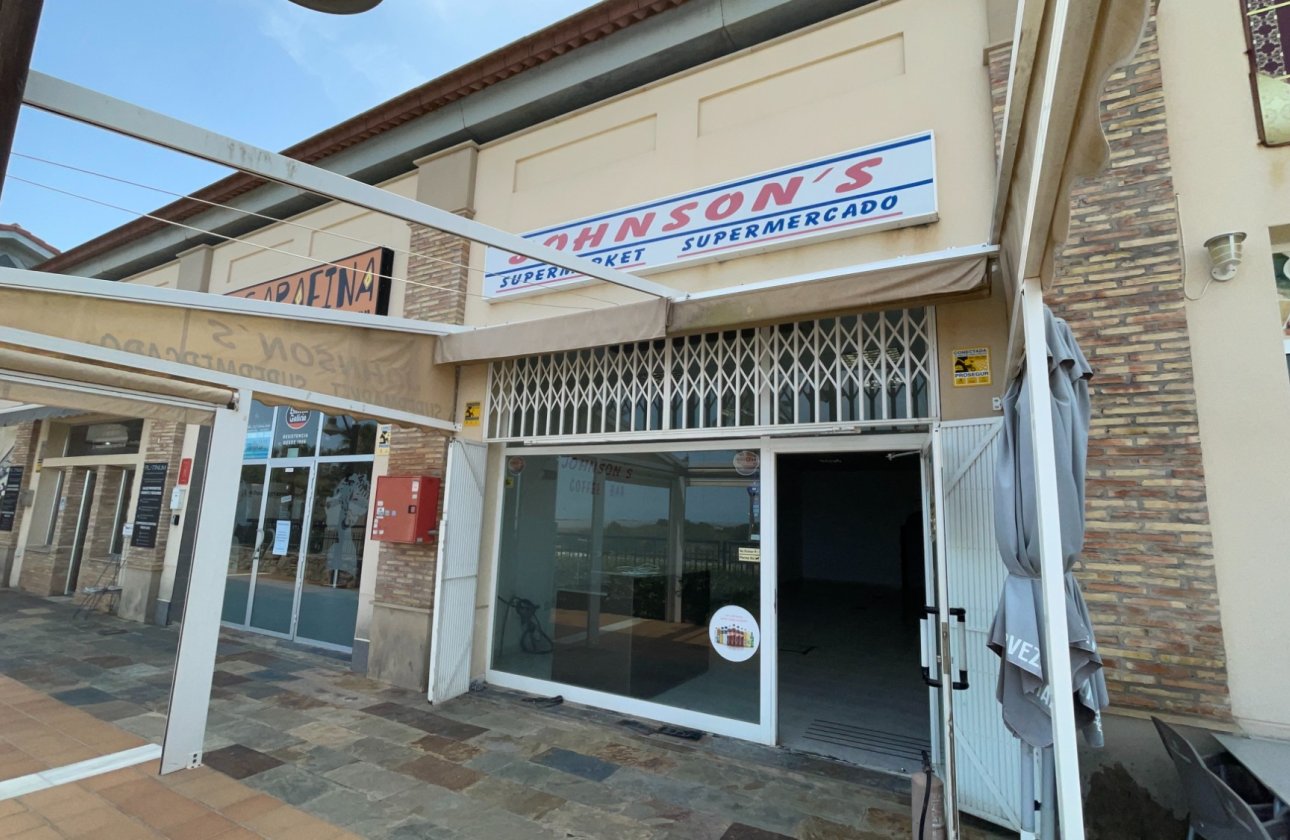 Reventa - Commercial - Algorfa