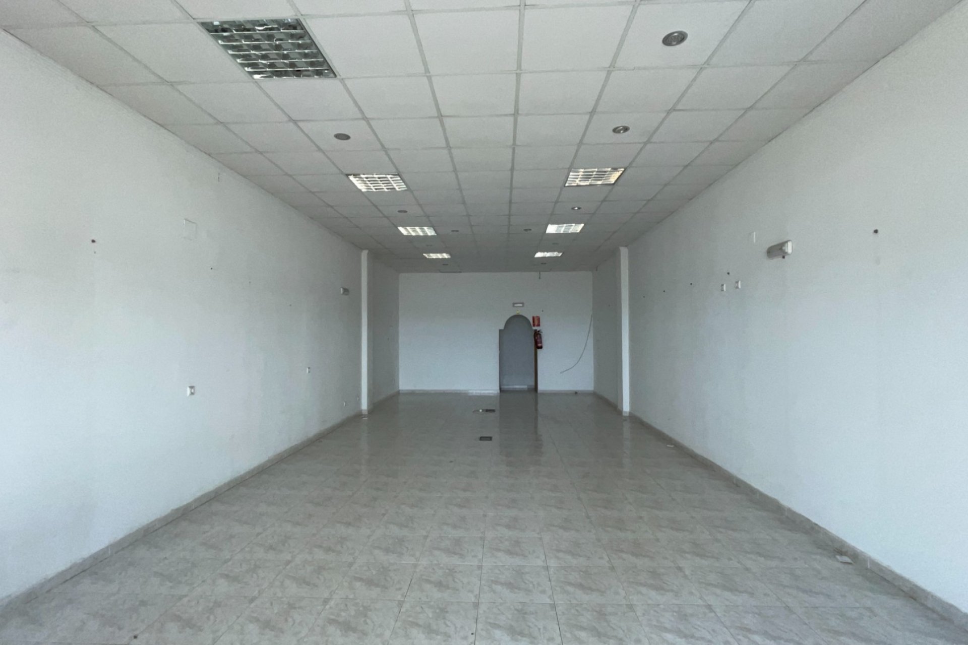 Reventa - Commercial - Algorfa