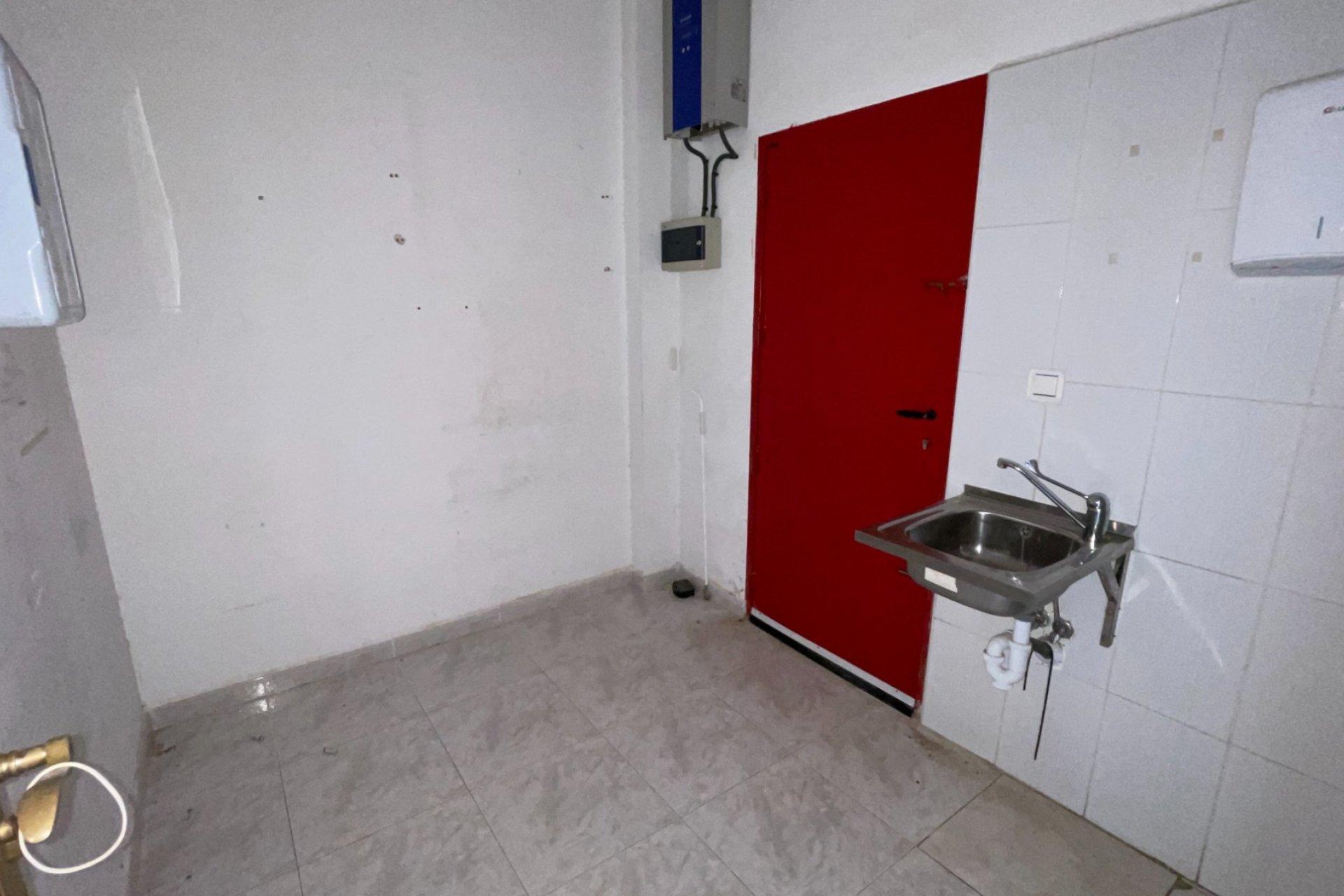 Reventa - Commercial - Algorfa