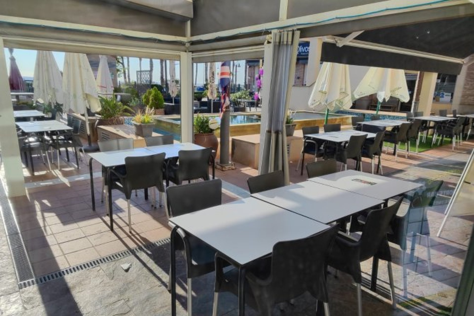 Reventa - Commercial - Algorfa