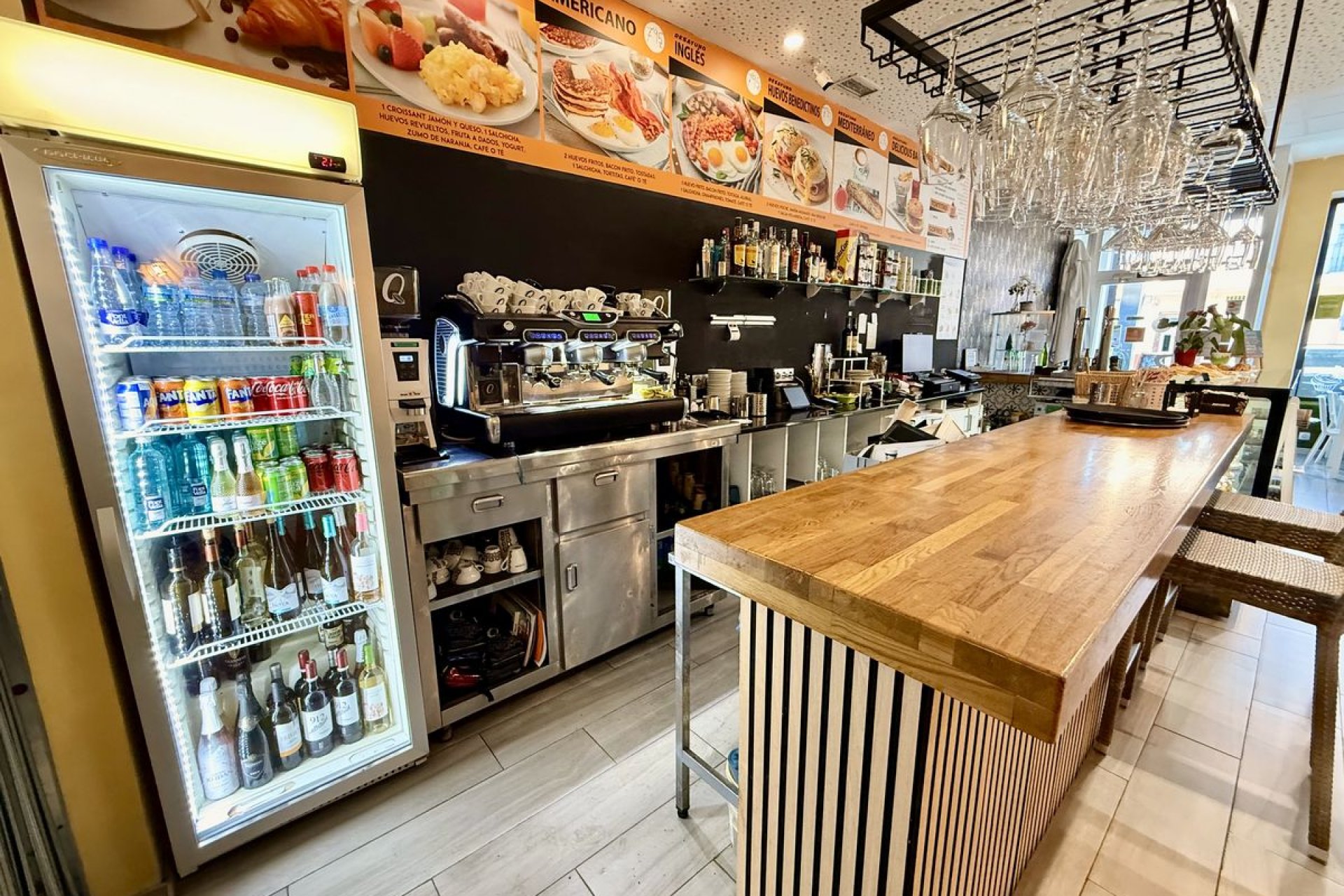 Reventa - Commercial - Benijofar