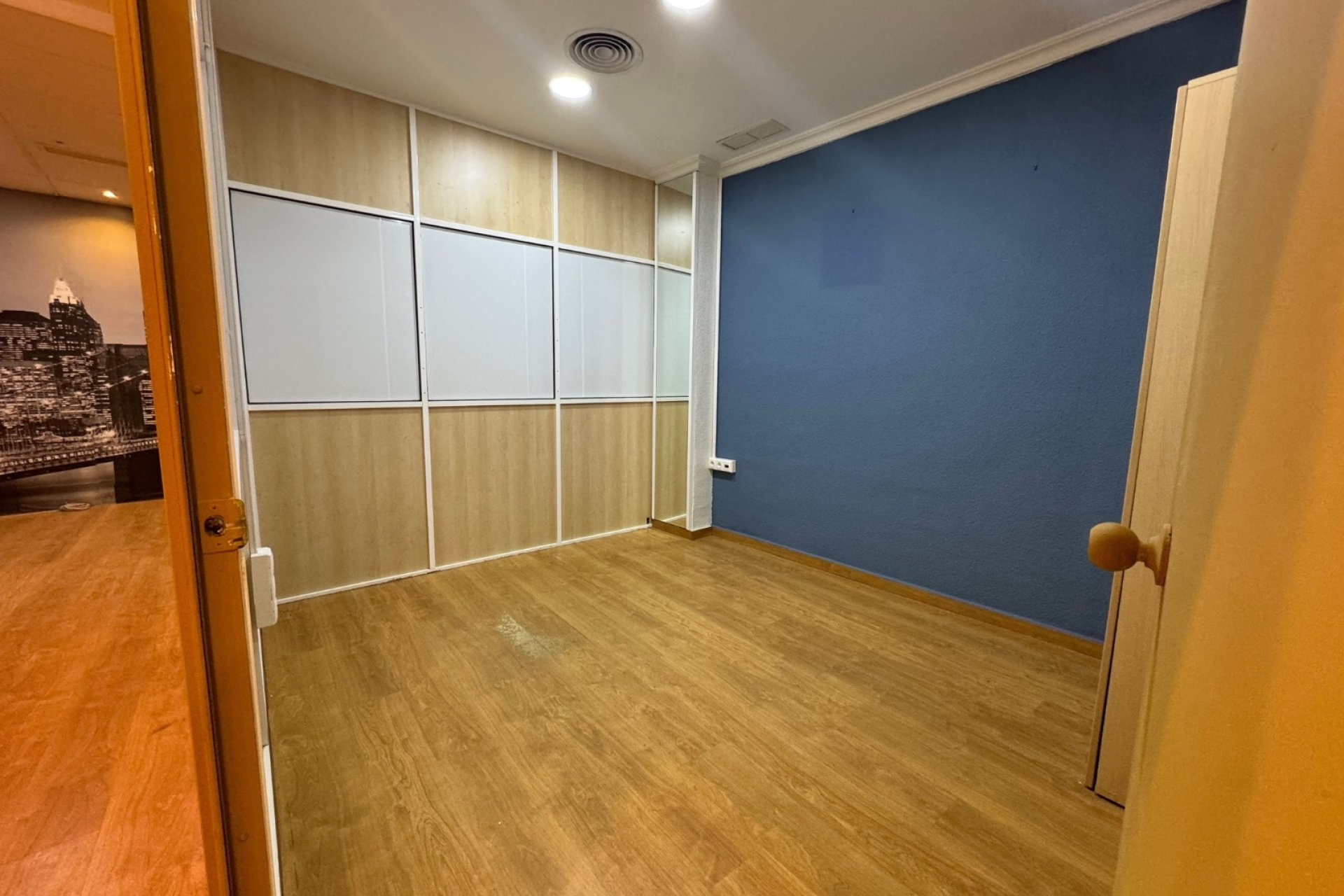 Reventa - Commercial - Guardamar del Segura