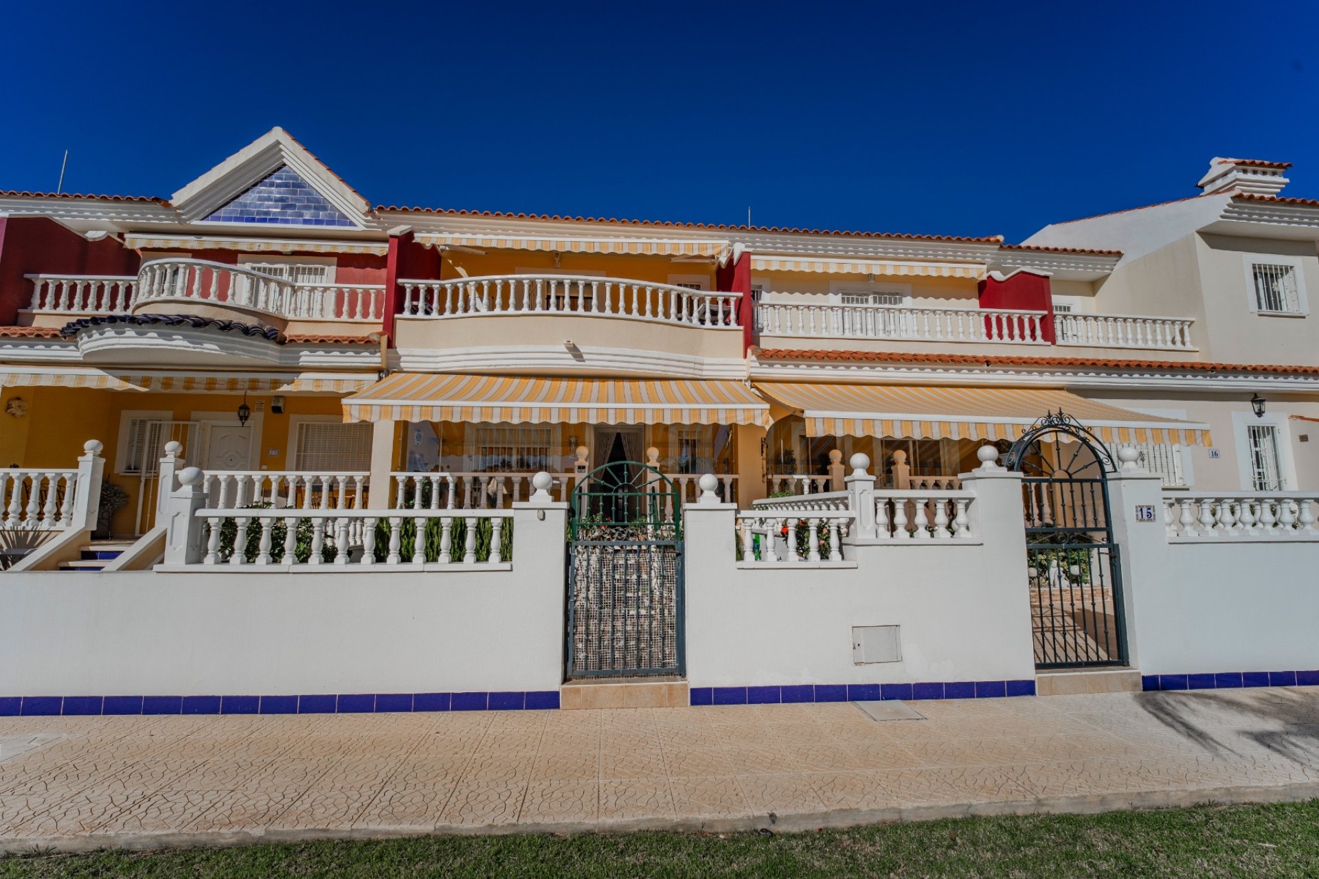 Reventa - Duplex - Ciudad Quesada - Lo Marabú