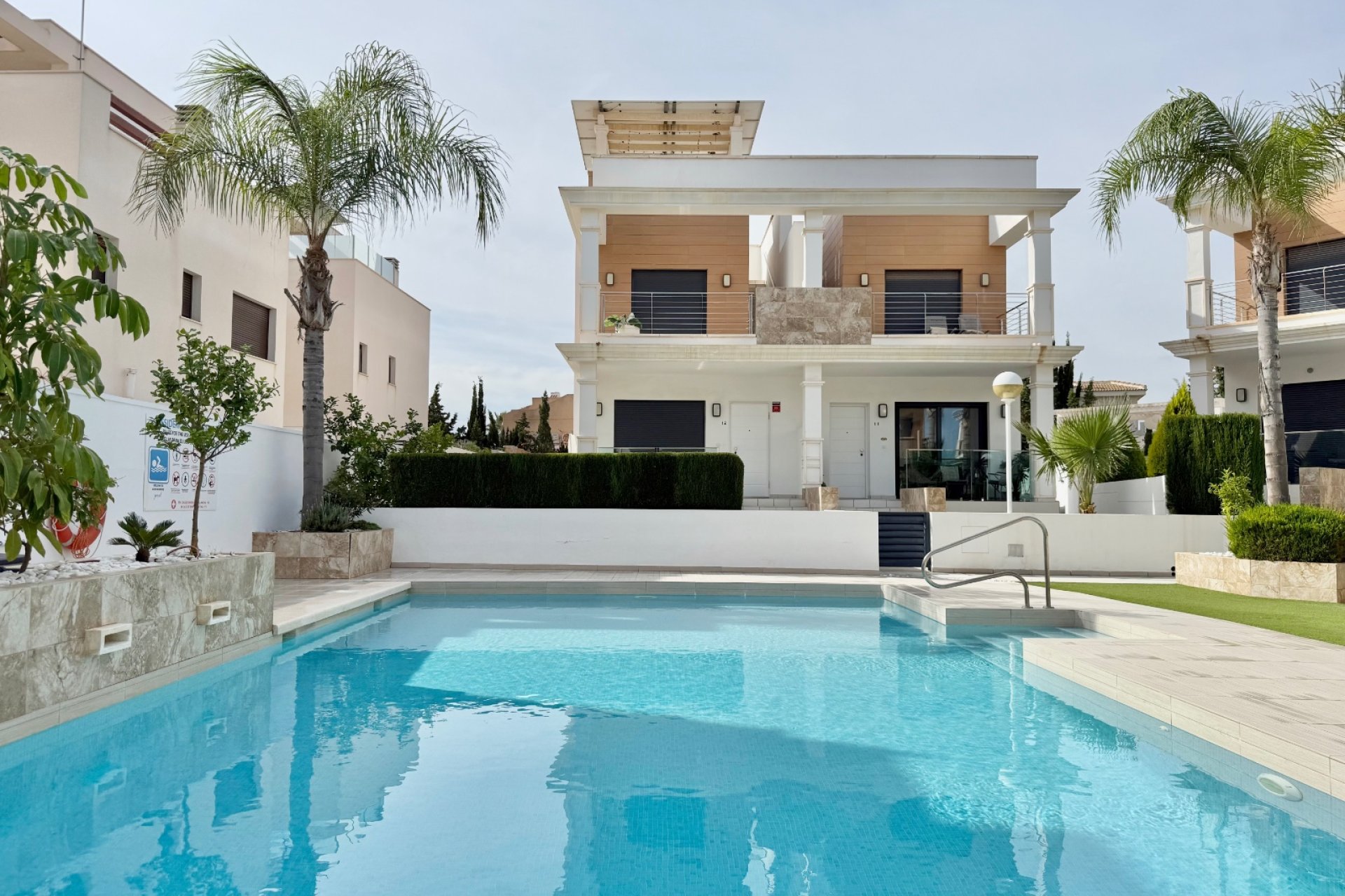 Reventa - Duplex - Ciudad Quesada - Lo Marabu