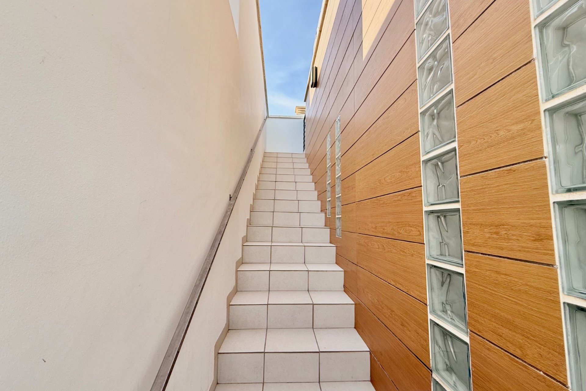 Reventa - Duplex - Ciudad Quesada - Lo Marabu