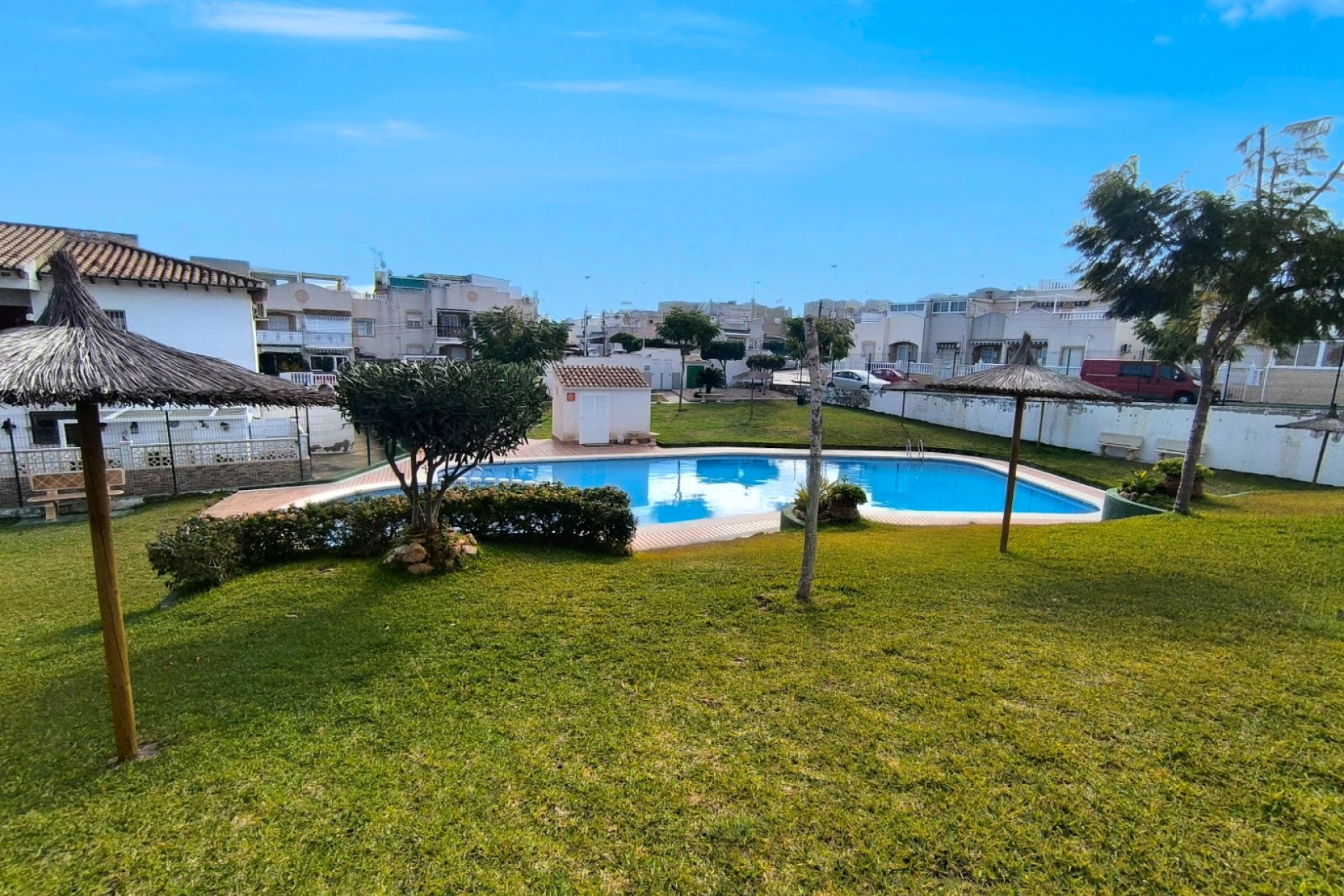 Reventa - Duplex - Torrevieja - Lago jardin