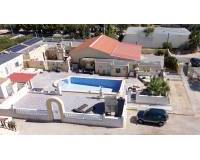 Reventa - Finca - Los Montesinos