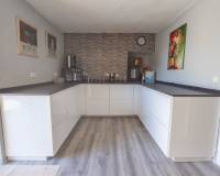 Reventa - Finca - Los Montesinos