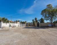Reventa - Finca - Los Montesinos
