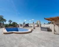 Reventa - Finca - Los Montesinos