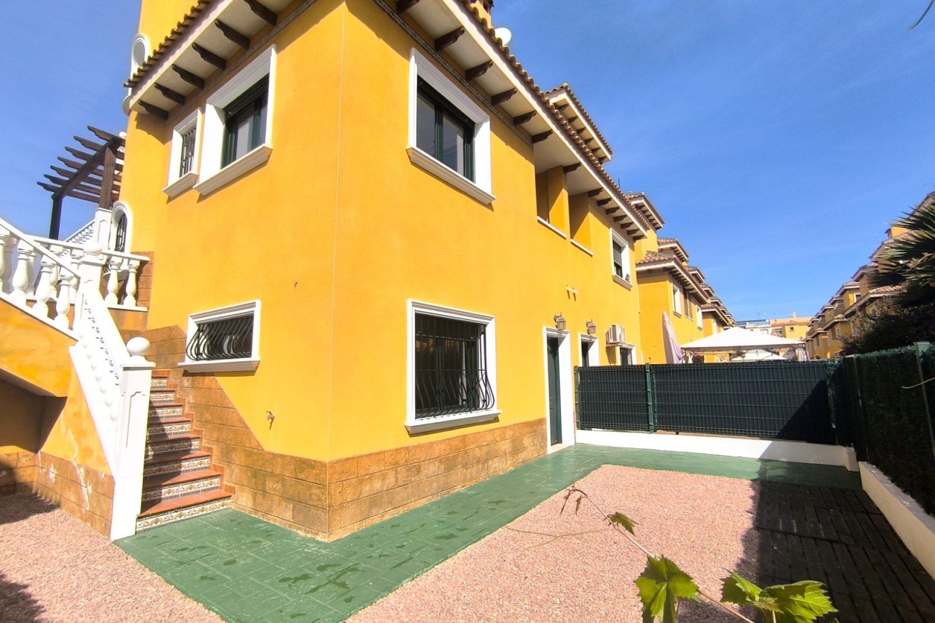 Reventa - Semi - Detached Villa - Ciudad Quesada