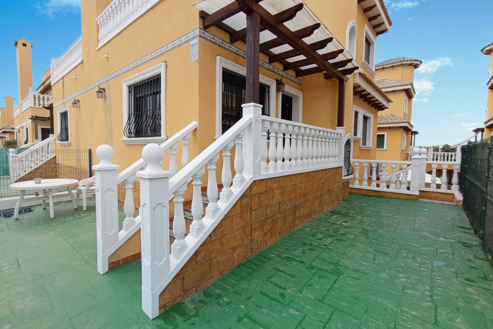 Reventa - Semi - Detached Villa - Ciudad Quesada