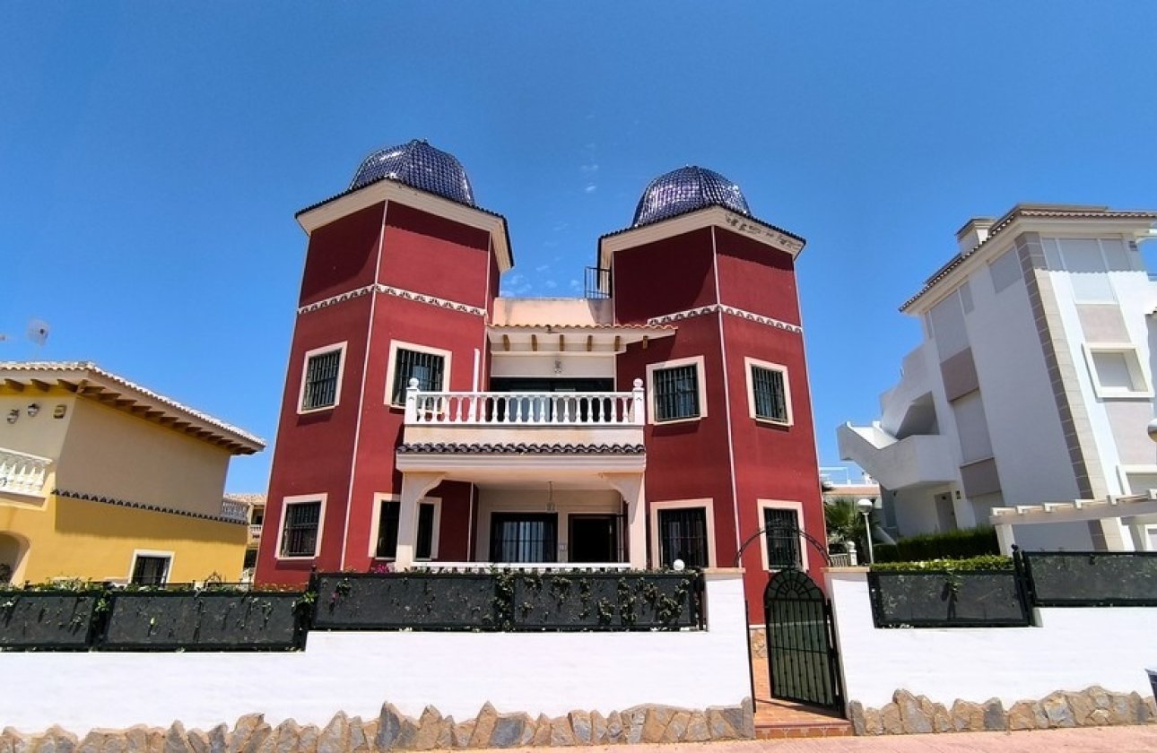 Reventa - Semi - Detached Villa - Ciudad Quesada
