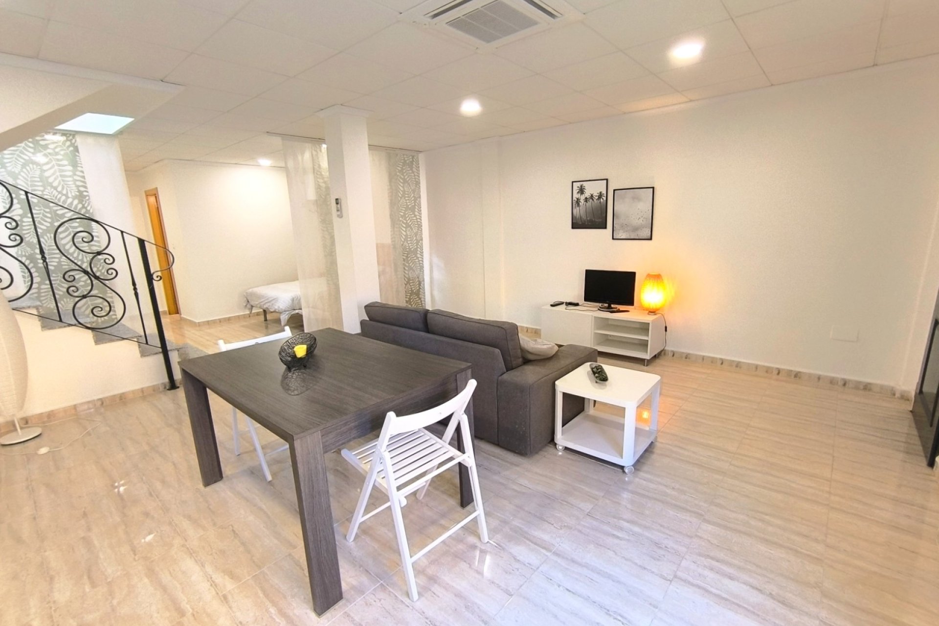 Reventa - Semi - Detached Villa - Ciudad Quesada