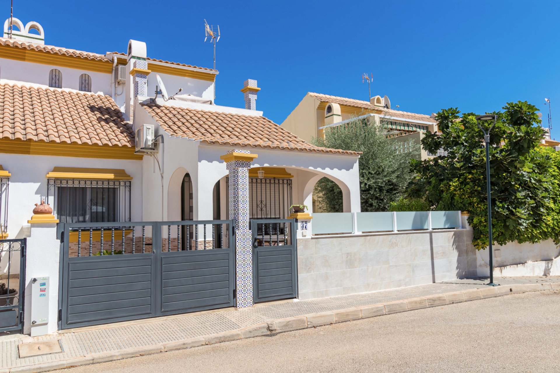 Reventa - Semi - Detached Villa - La Zenia