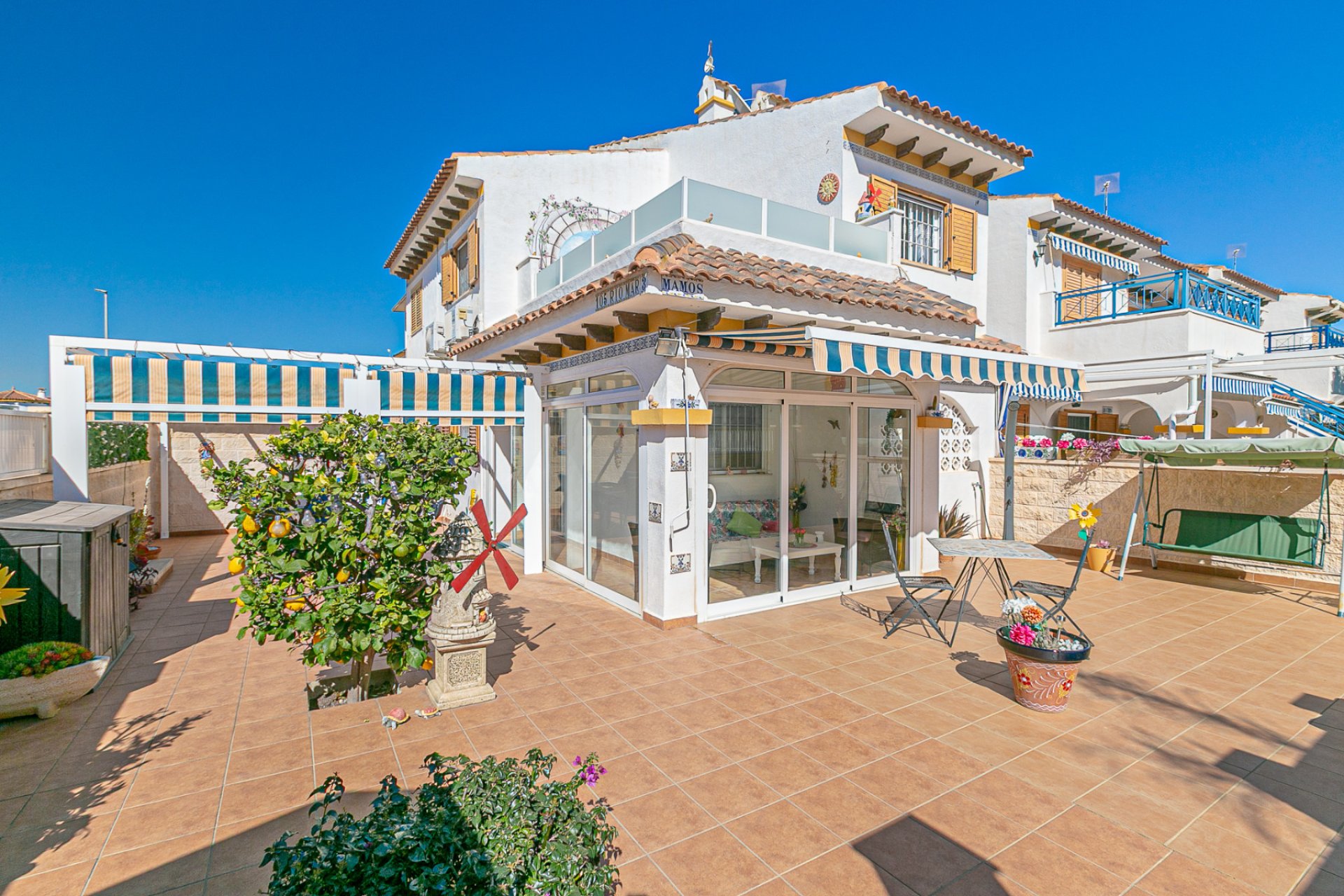 Reventa - Semi - Detached Villa - Mil Palmeras - Riomar