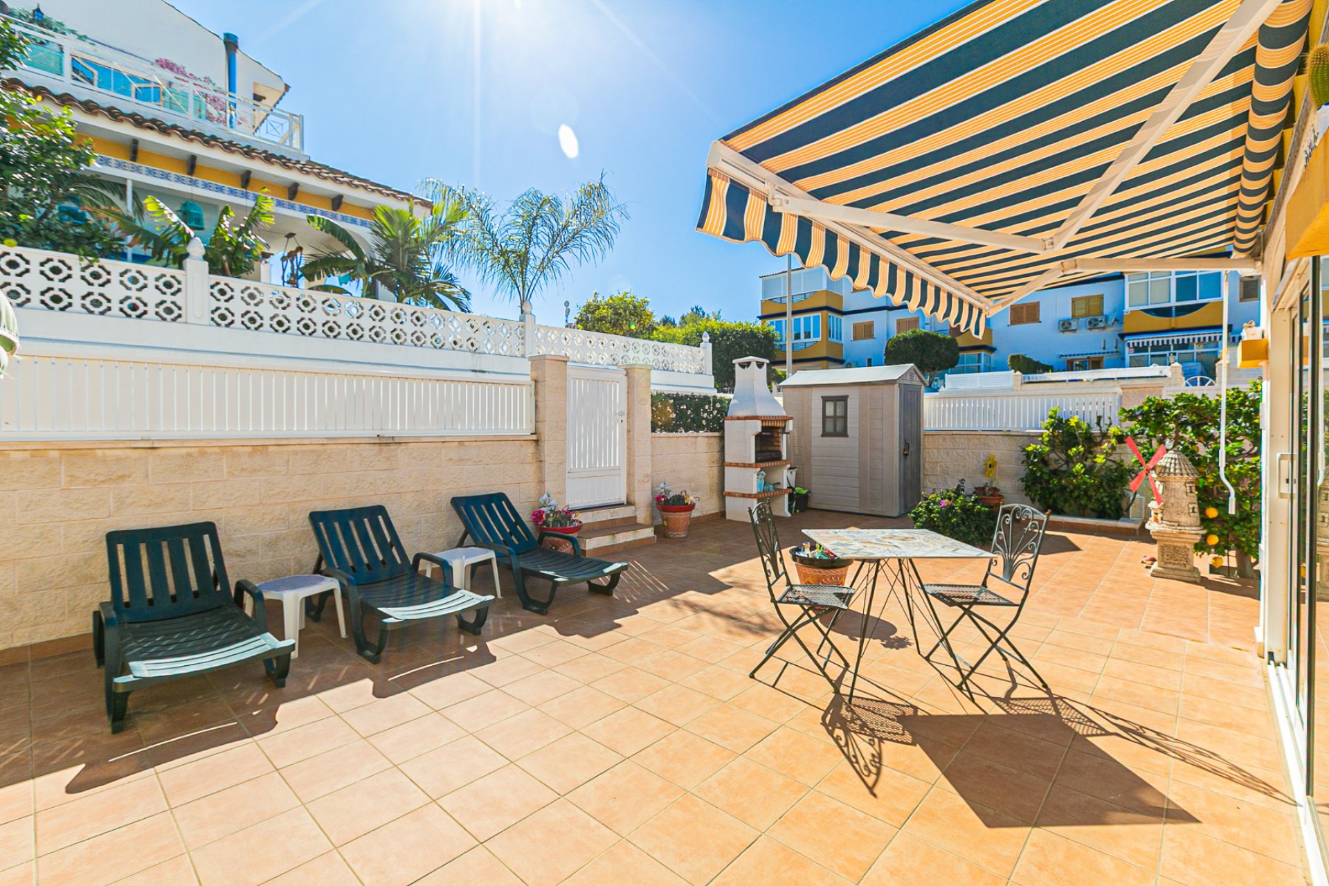 Reventa - Semi - Detached Villa - Mil Palmeras - Riomar