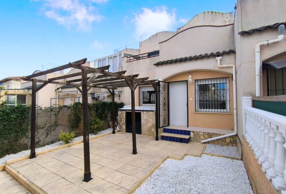 Townhouse - Re-Sale - Torrevieja - Lago jardin