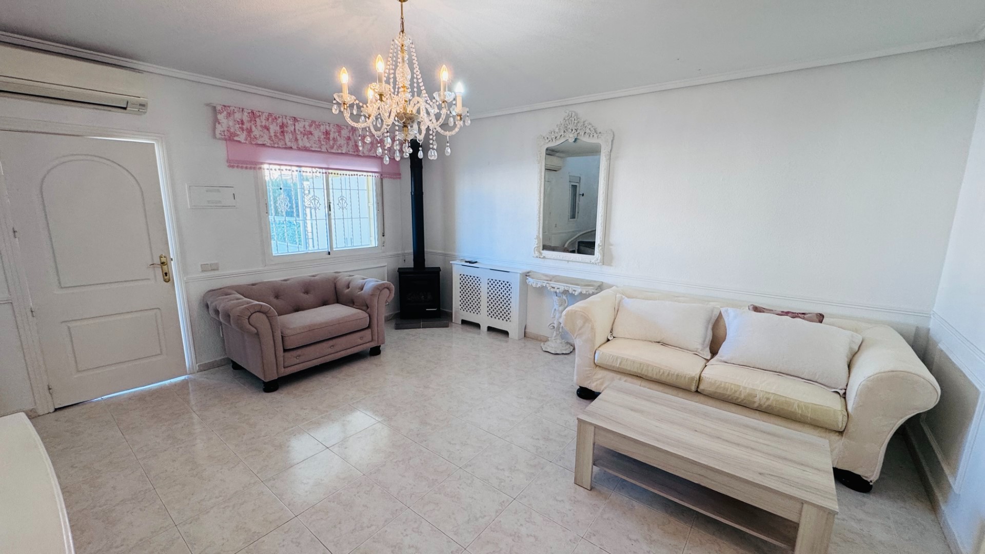 House in Ciudad Quesada - Image 3