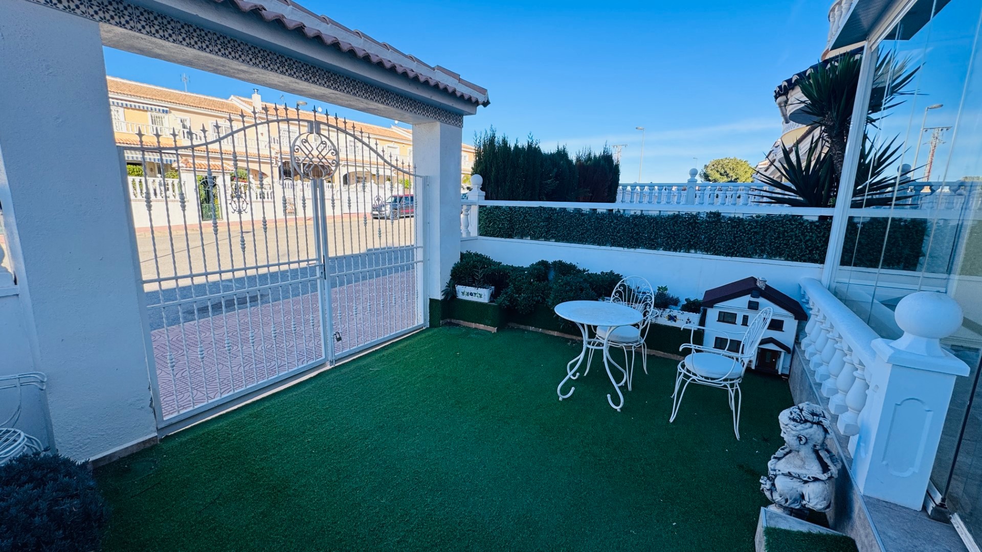 House in Ciudad Quesada - Image 4