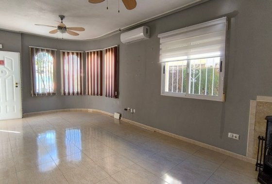 Re-Sale - Detached Villa - Algorfa