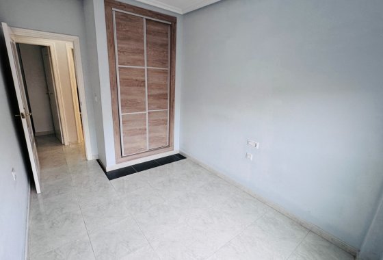 Re-Sale - Apartment - Los Montesinos