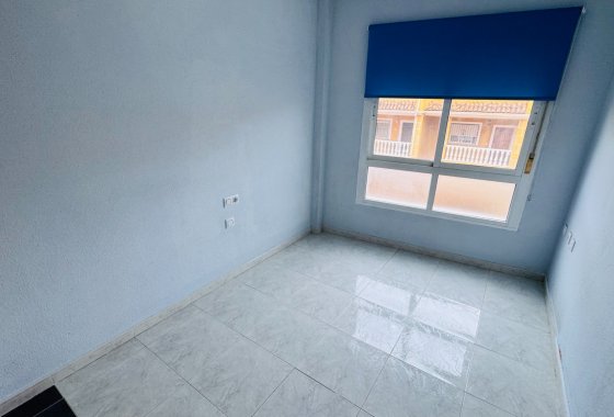 Re-Sale - Apartment - Los Montesinos