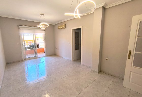 Re-Sale - Apartment - Los Montesinos
