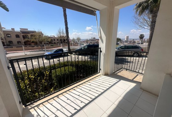Reventa - Bungalow - Torrevieja - Aguas Nuevas