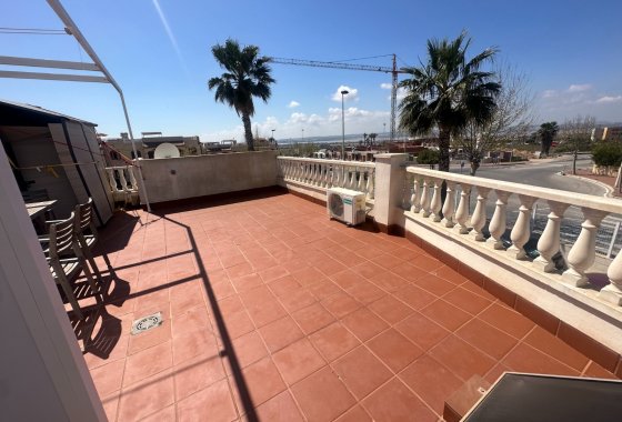 Reventa - Bungalow - Torrevieja - Aguas Nuevas