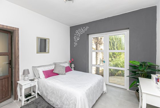 Reventa - Chalet Independiente - Campoamor - Lomas de Don Juan