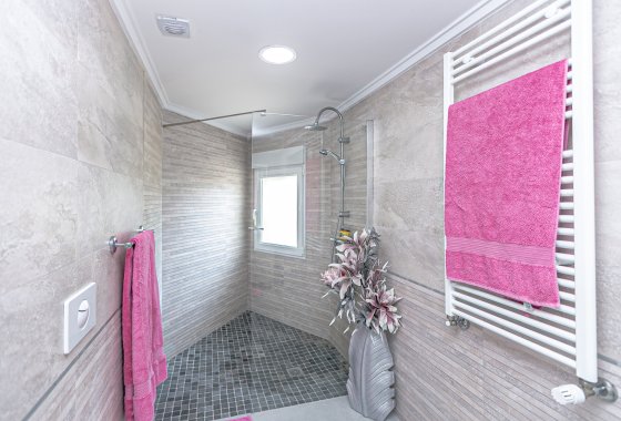 Reventa - Chalet Independiente - Campoamor - Lomas de Don Juan