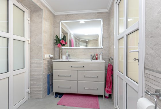 Reventa - Chalet Independiente - Campoamor - Lomas de Don Juan