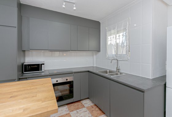 Reventa - Bloque De Cuatro - Playa Flamenca - Orihuela Costa