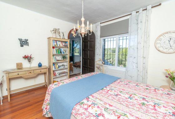 Reventa - Semi - Detached Villa - Villamartin - Fortuna