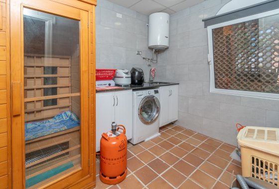 Reventa - Semi - Detached Villa - Villamartin - Fortuna