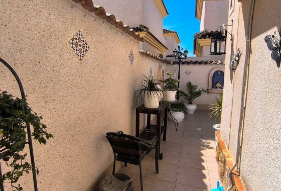 Re-Sale - Detached Villa - Algorfa