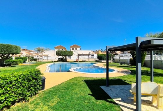 Re-Sale - Detached Villa - Algorfa